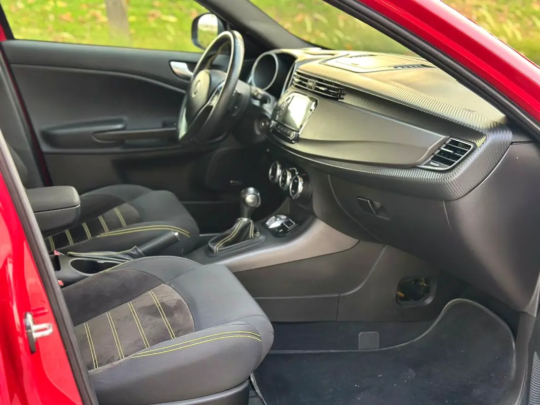 Alfa Romeo Giulietta Turbo Full 7