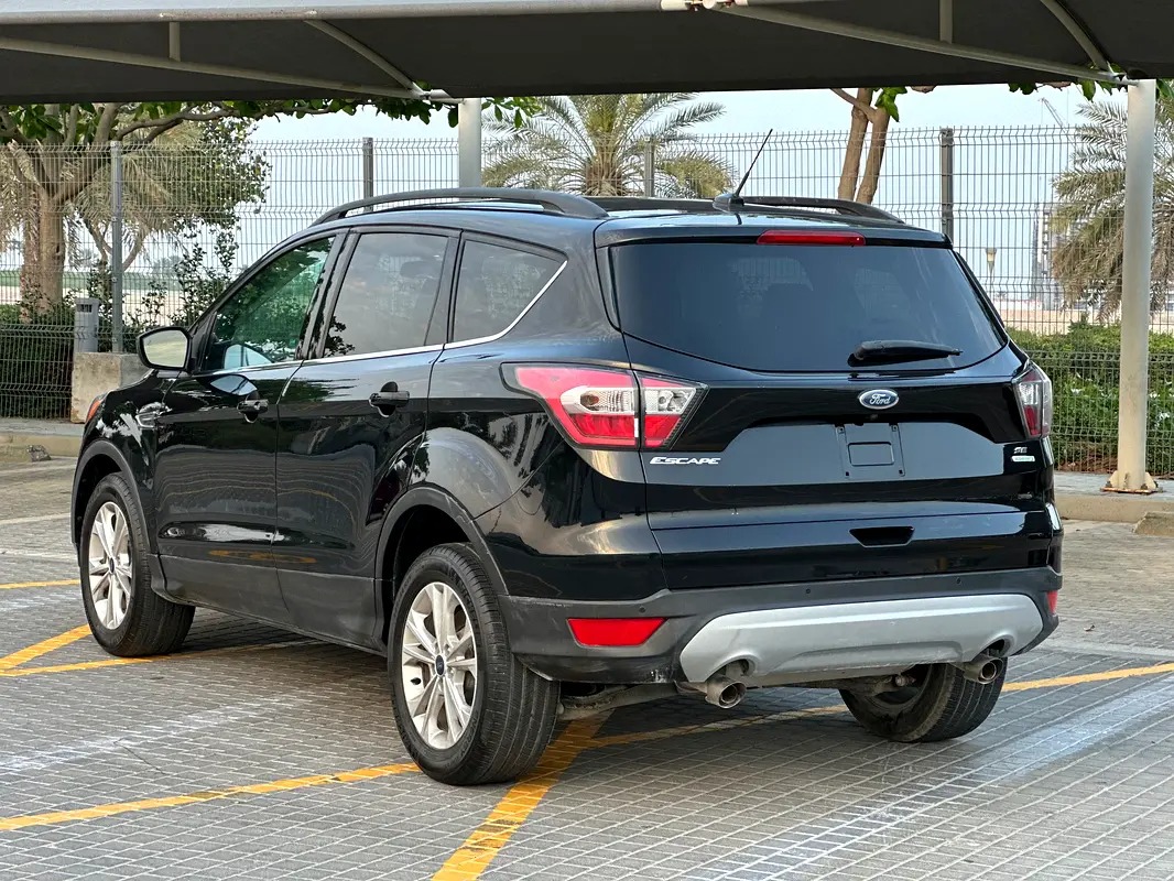 Ford Escape SE 8